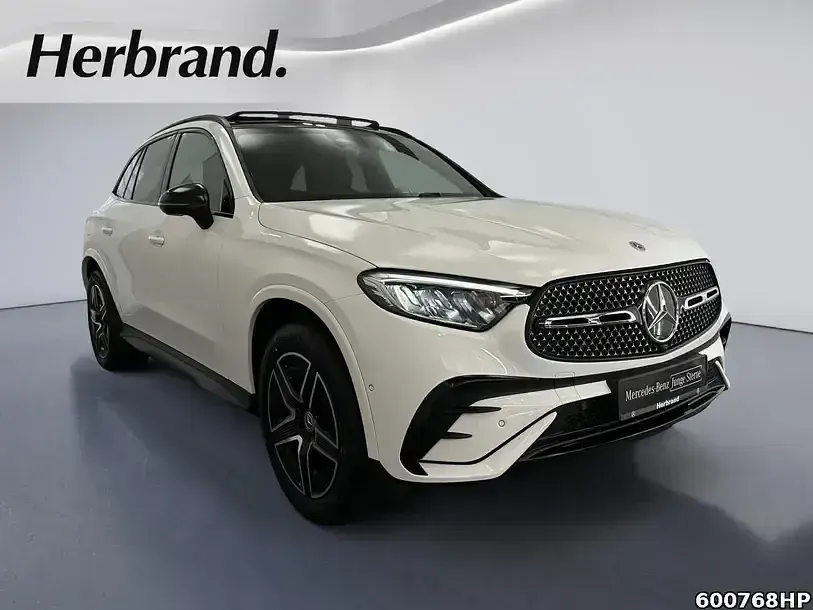 Gebraucht Mercedes GLC300e AMG 313 PS (230 kW) 2025 Weiß SUV