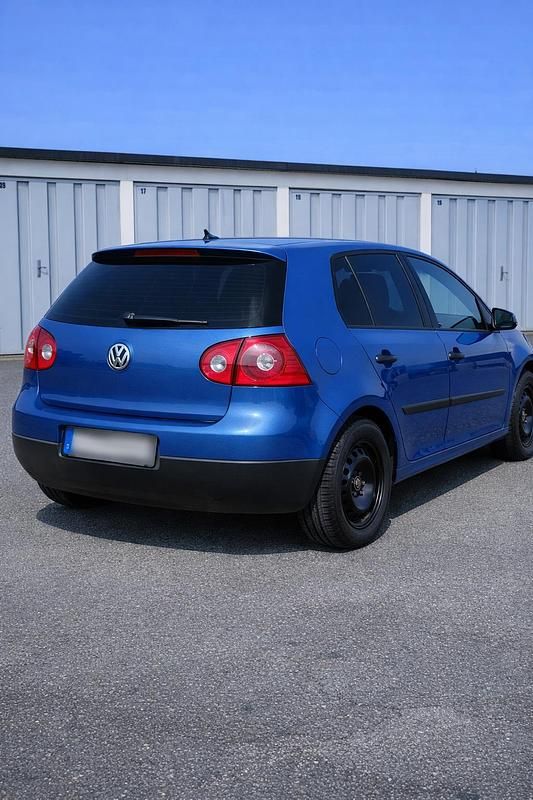 Gebraucht VW Golf V 75 PS (55 kW) 2005 Blau Kleinwagen