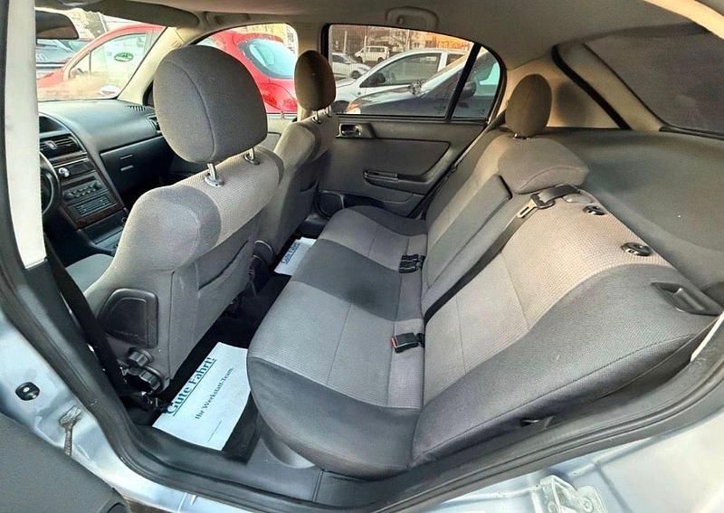 Gebraucht Opel Astra 125 PS (91 kW) 2002 Silber Limousine