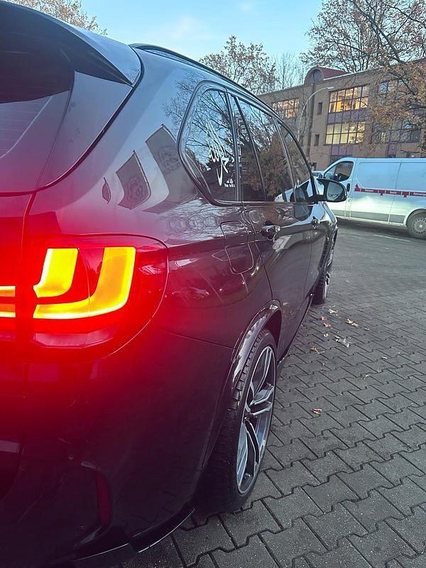Schwarz Gebraucht 2016 BMW X5 M SUV | 29.999 € - Bild 1/4