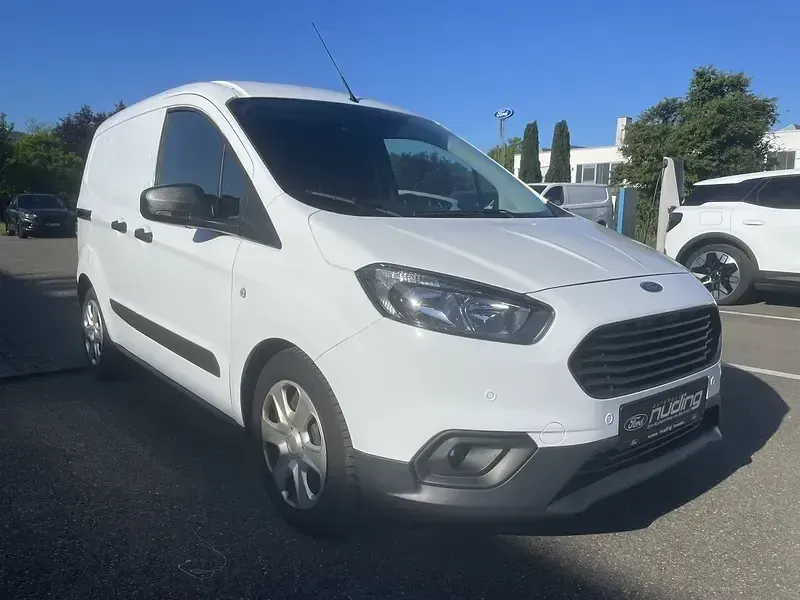 Gebraucht Ford Transit Trend 75 PS (55 kW) 2023 Frostweiß Van