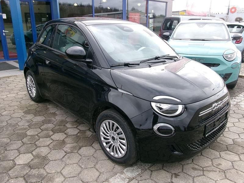 Neu Fiat 500 Pop 65 PS (47 kW) 2026 Schwarz Kleinwagen
