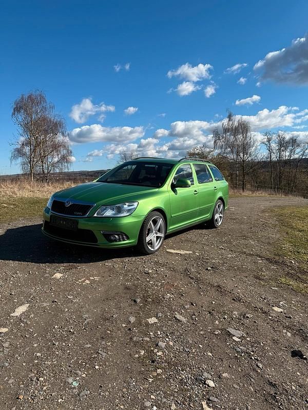 Gebraucht Skoda Octavia RS 170 PS (125 kW) 2012 Grün Kombi