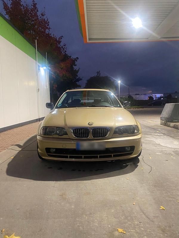 Gebraucht BMW 323 170 PS (125 kW) 1999 Gold Coupé