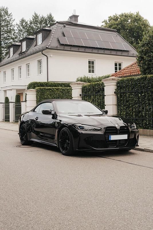 Schwarz Gebraucht 2023 BMW M4 Cabriolet Competition Edition Cabrio | 104.600 € - Bild 1/4