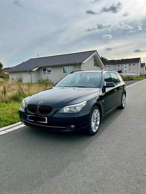 Schwarz Gebraucht 2009 BMW 520 Kombi | 4.200 € (Guter Preis) - Bild 1/4