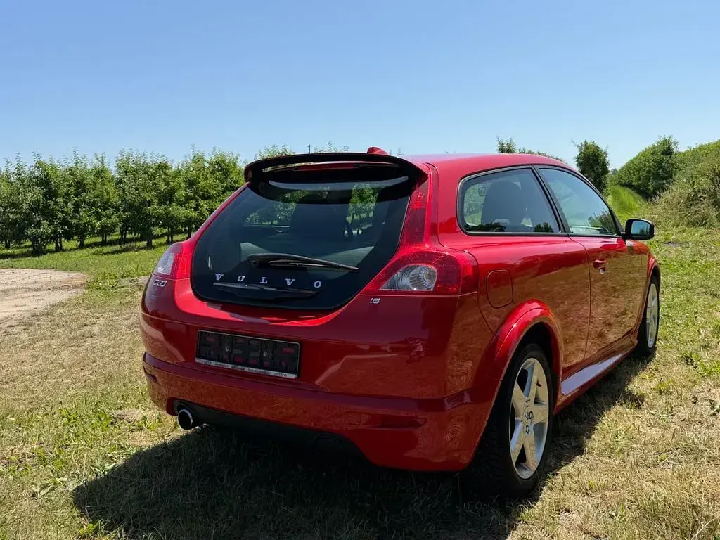 Gebraucht Volvo C30 R-Design 101 PS (74 kW) 2009 Rot Kleinwagen