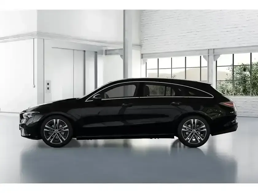 Gebraucht Mercedes CLA180 136 PS (100 kW) 2025 Metalliclack kosmosschwarz Kombi