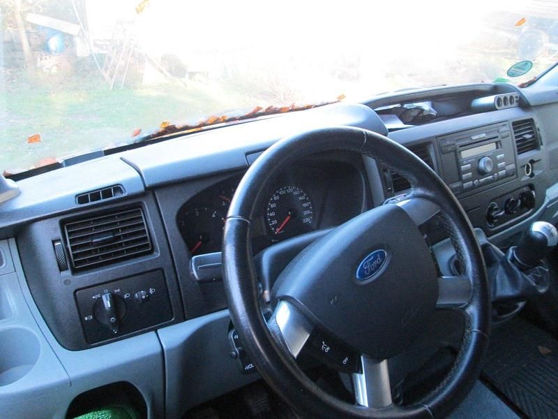 Second-hand Ford Transit 110 CP (80 kW) 2008 Galben Berlinǎ