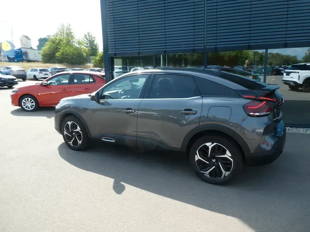 Gebraucht Citroën C4 131 PS (96 kW) 2023 Grau SUV