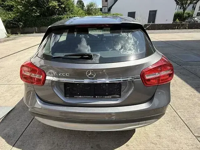 Gebraucht Mercedes GLA200 156 PS (114 kW) 2014 Andere SUV