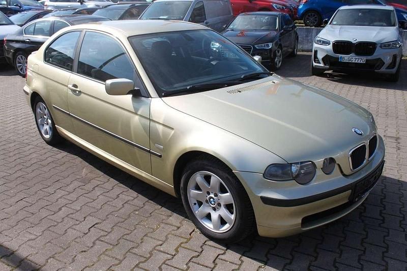Gebraucht BMW 318 Advantage 143 PS (105 kW) 2003 Pistaziengruen metallic Coupé