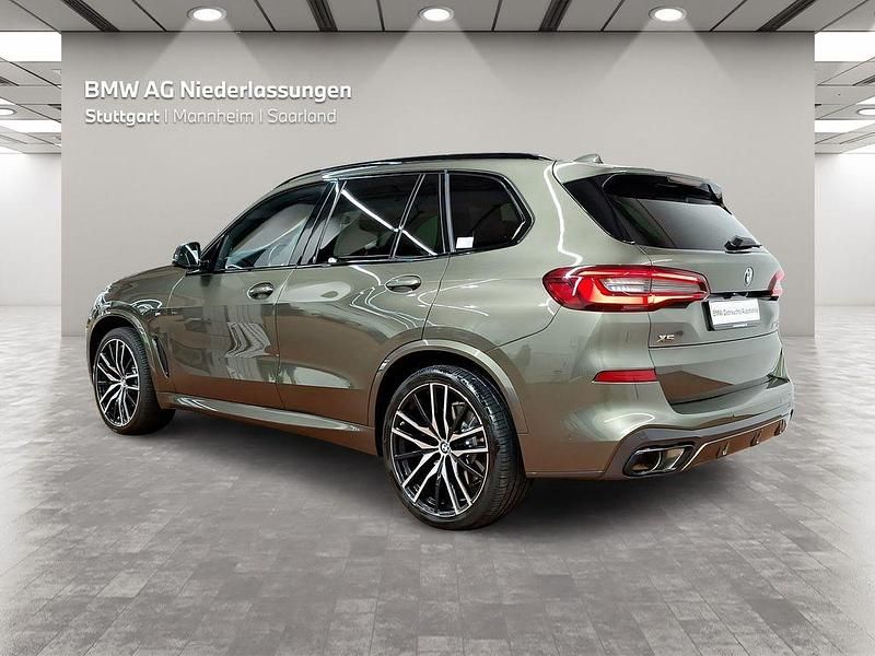 Gebraucht BMW X5 Performance 530 PS (389 kW) 2023 Grün SUV