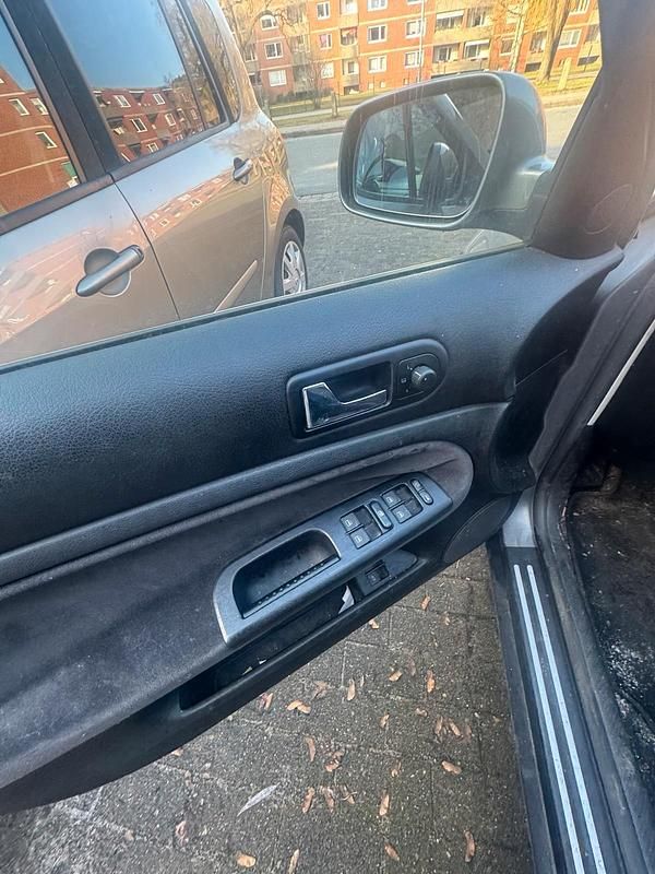 Gebraucht VW Passat 116 PS (85 kW) 2003 Limousine