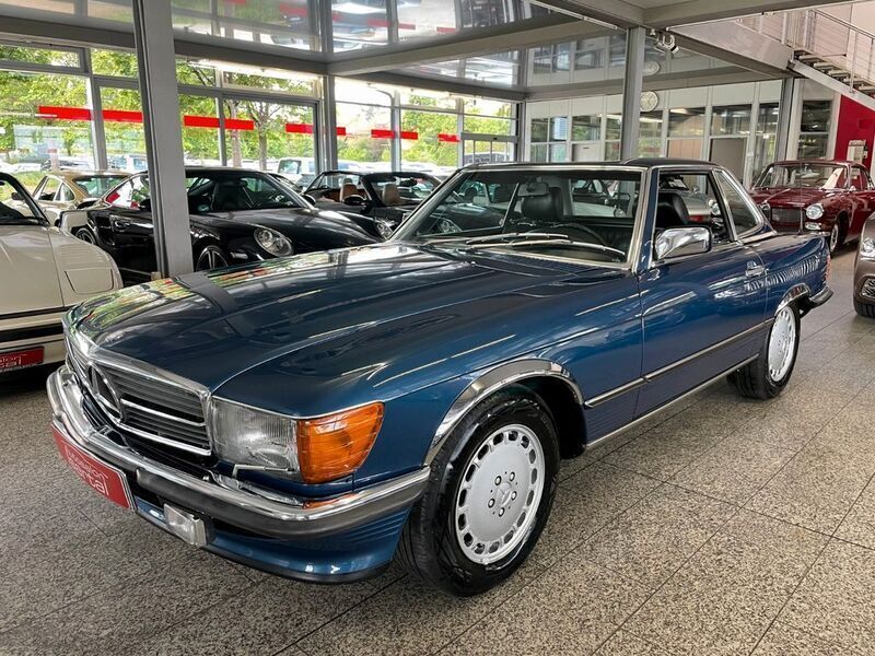 Blau (nauticblau) Gebraucht 1987 Mercedes SL500 Cabrio | 57.500 € - Bild 1/4