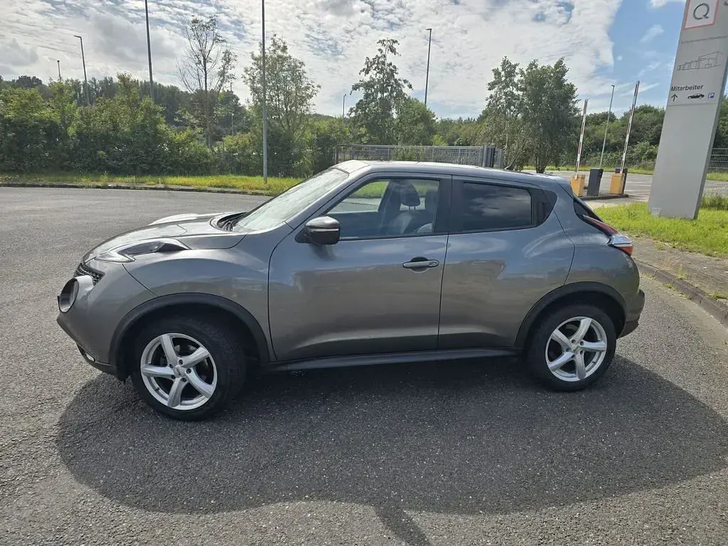 Gebraucht Nissan Juke N-Connecta 116 PS (85 kW) 2017 Grau SUV