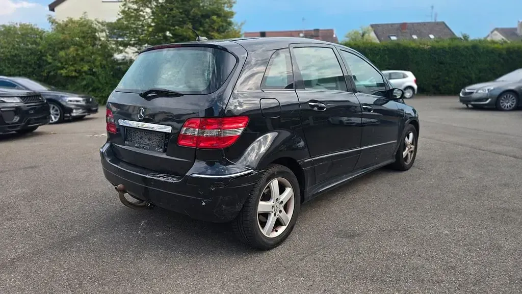 Gebraucht Mercedes B180 109 PS (80 kW) 2007 Schwarz Van / Kleinbus