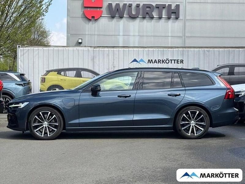 Gebraucht Volvo V60 Ultimate 455 PS (334 kW) 2023 Blau Kombi