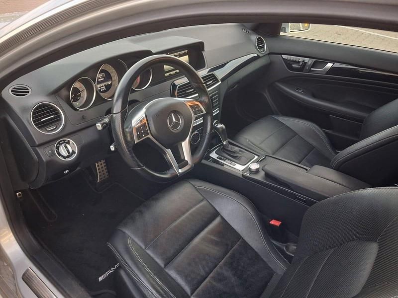 Gebraucht Mercedes C350 306 PS (225 kW) 2012 Silber Coupé