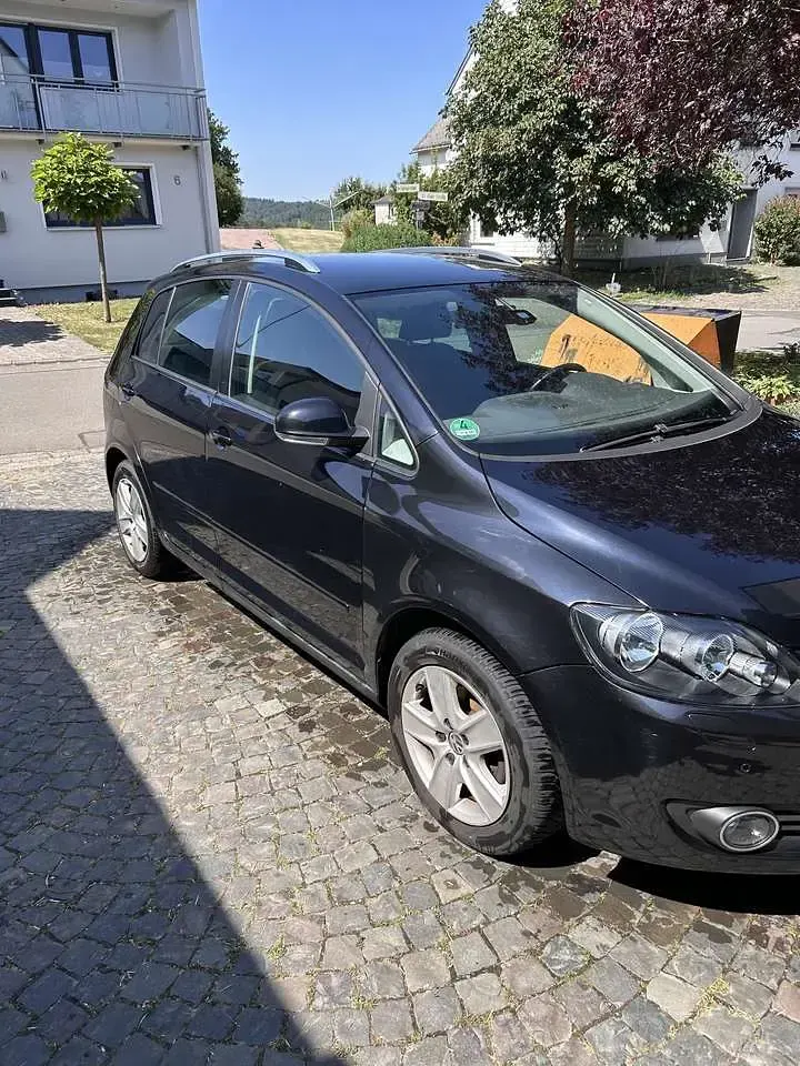 Gebraucht VW Golf Plus Cross Comfortline 122 PS (89 kW) 2009 Limousine