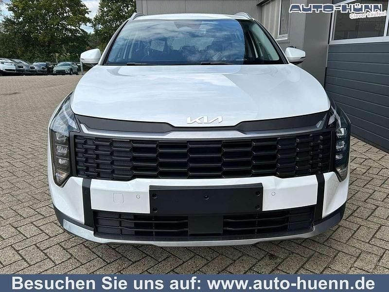 Deluxeweiß metallic deluxeweiß metallic Neu 2025 Kia Sportage Vision SUV | 30.490 € (Superpreis) - Bild 1/4