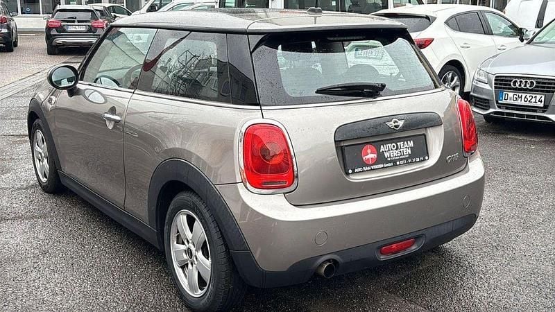 Second-hand Mini ONE 102 CP (75 kW) 2016 Argintiu Hatchback
