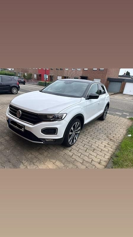 Weiß Gebraucht 2018 VW T-Roc Sportline SUV | 18.000 € (Guter Preis) - Bild 1/4
