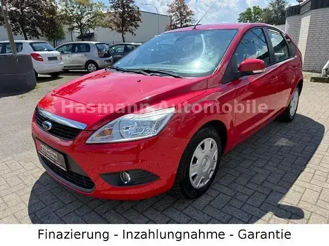 Gebraucht Ford Focus Titanium 116 PS (85 kW) 2011 Rot Limousine
