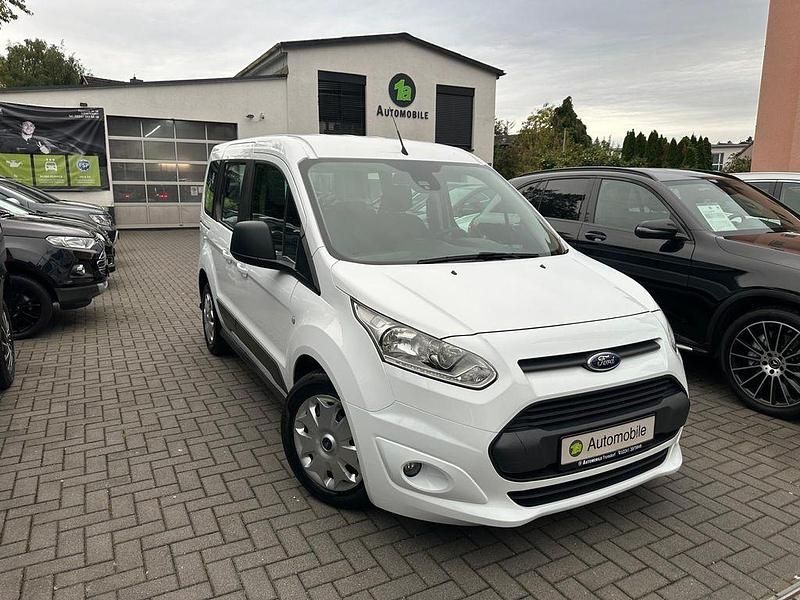 Weiß Gebraucht 2016 Ford Tourneo Connect Van / Kleinbus | 11.999 € (Fairer Preis) - Bild 1/4