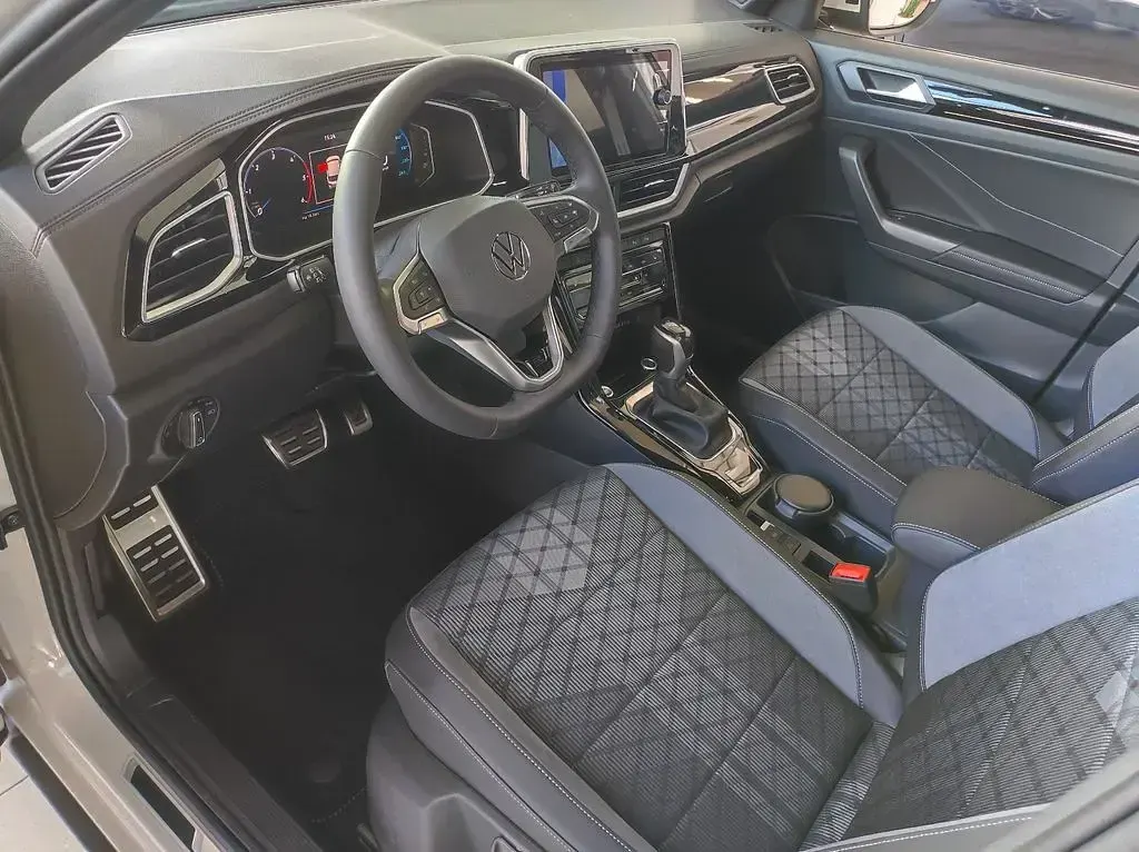 Neu VW T-Roc R-line 150 PS (110 kW) 2026 Ascotgrau SUV