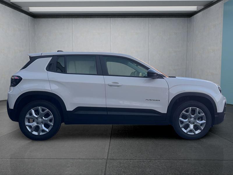 Neu Jeep Avenger 110 PS (80 kW) 2025 Weiß SUV