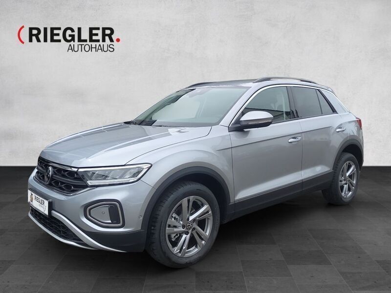 Silber Neu 2025 VW T-Roc SUV | 31.950 € (Superpreis) - Bild 1/4