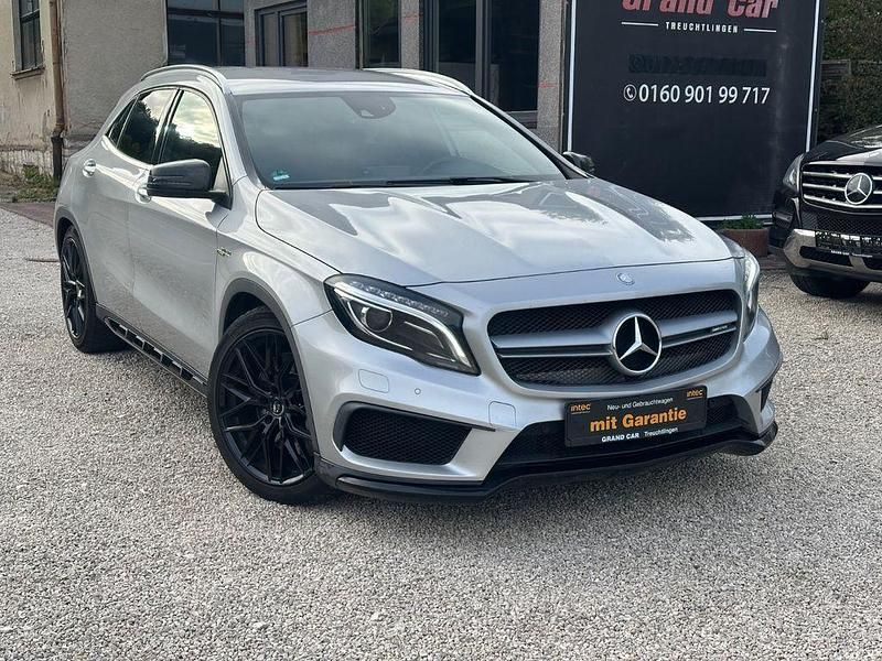 Silber Gebraucht 2015 Mercedes GLA45 AMG AMG SUV | 22.999 € (Etwas zu teuer) - Bild 1/4