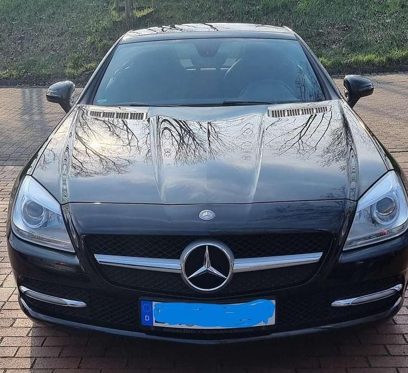 Gebraucht Mercedes SLK200 184 PS (135 kW) 2012 Schwarz Cabrio