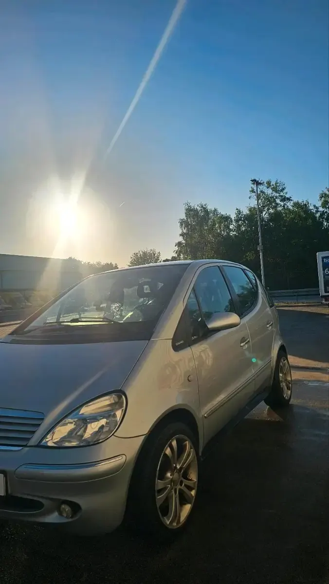 Gebraucht Mercedes A190 2002 Silber Kleinwagen