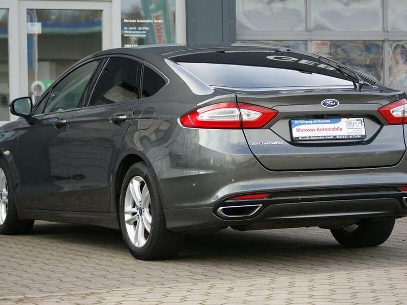 Gebraucht Ford Mondeo 179 PS (131 kW) 2015 Grau Limousine