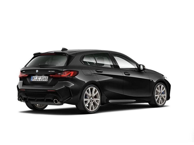 Gebraucht BMW M135 Performance 306 PS (225 kW) 2022 Schwarz Kleinwagen