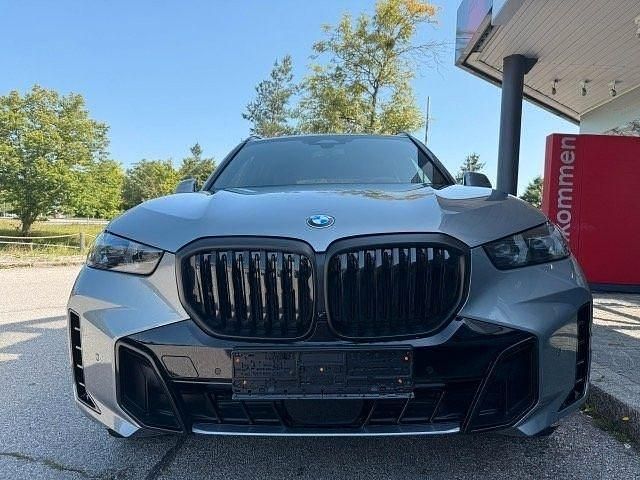 Gebraucht BMW X5 M Sport 298 PS (219 kW) 2025 Grau SUV