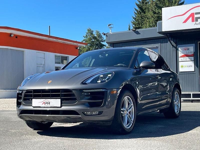 Grau Gebraucht 2018 Porsche Macan GTS SUV | 38.499 € - Bild 1/4