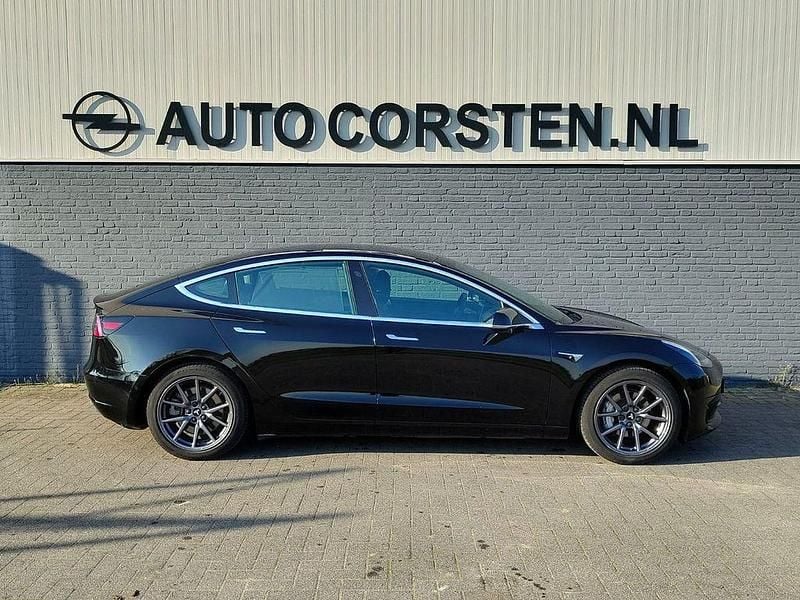 Gebraucht Tesla Model 3 Standard Range Plus 239 kW (325 PS) 2020 Schwarz Limousine