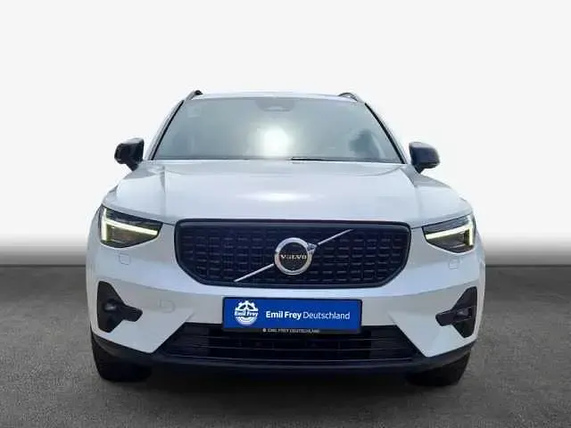 Gebraucht Volvo XC40 120 PS (88 kW) 2025 SUV