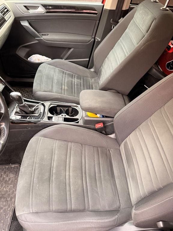 Gebraucht VW Touran Highline 190 PS (139 kW) 2017 Orange Van / Kleinbus