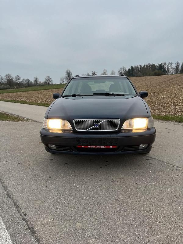 Brugt Volvo V70 193 HK (141 kW) 2000 Blå Stationcar