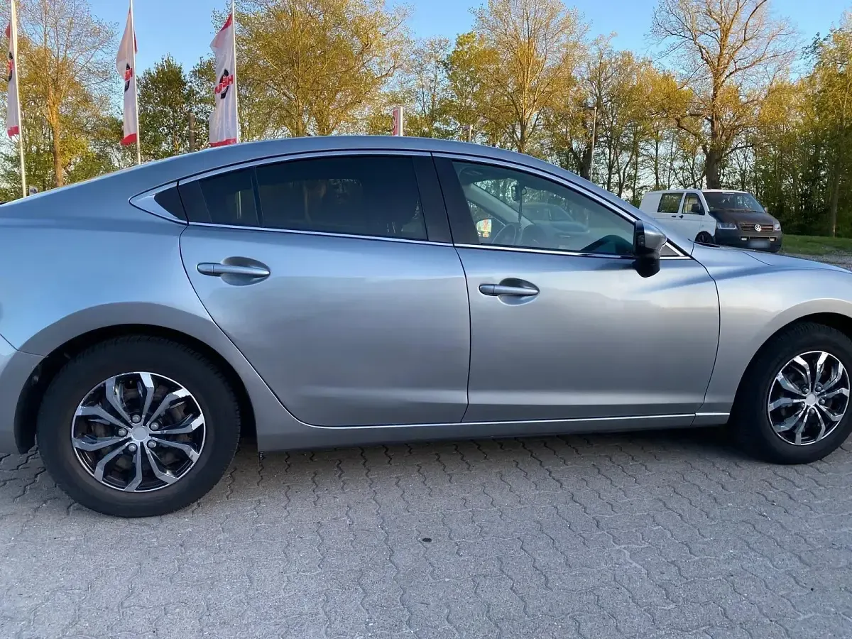 Gebraucht Mazda 6 145 PS (106 kW) 2014 Grau Limousine