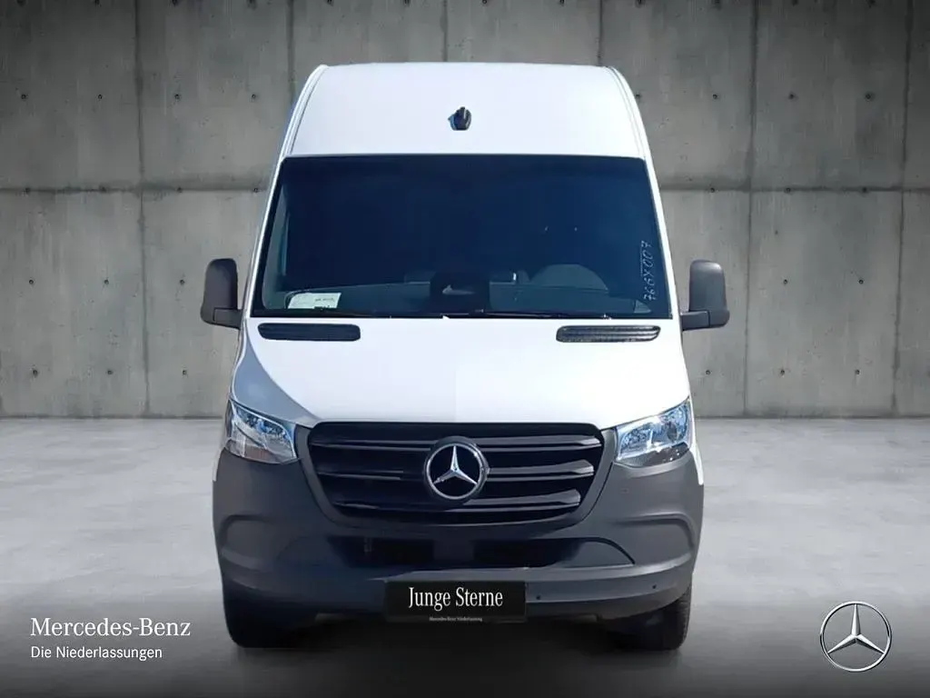 Gebraucht Mercedes Sprinter 170 PS (125 kW) 2025 Weiß Van