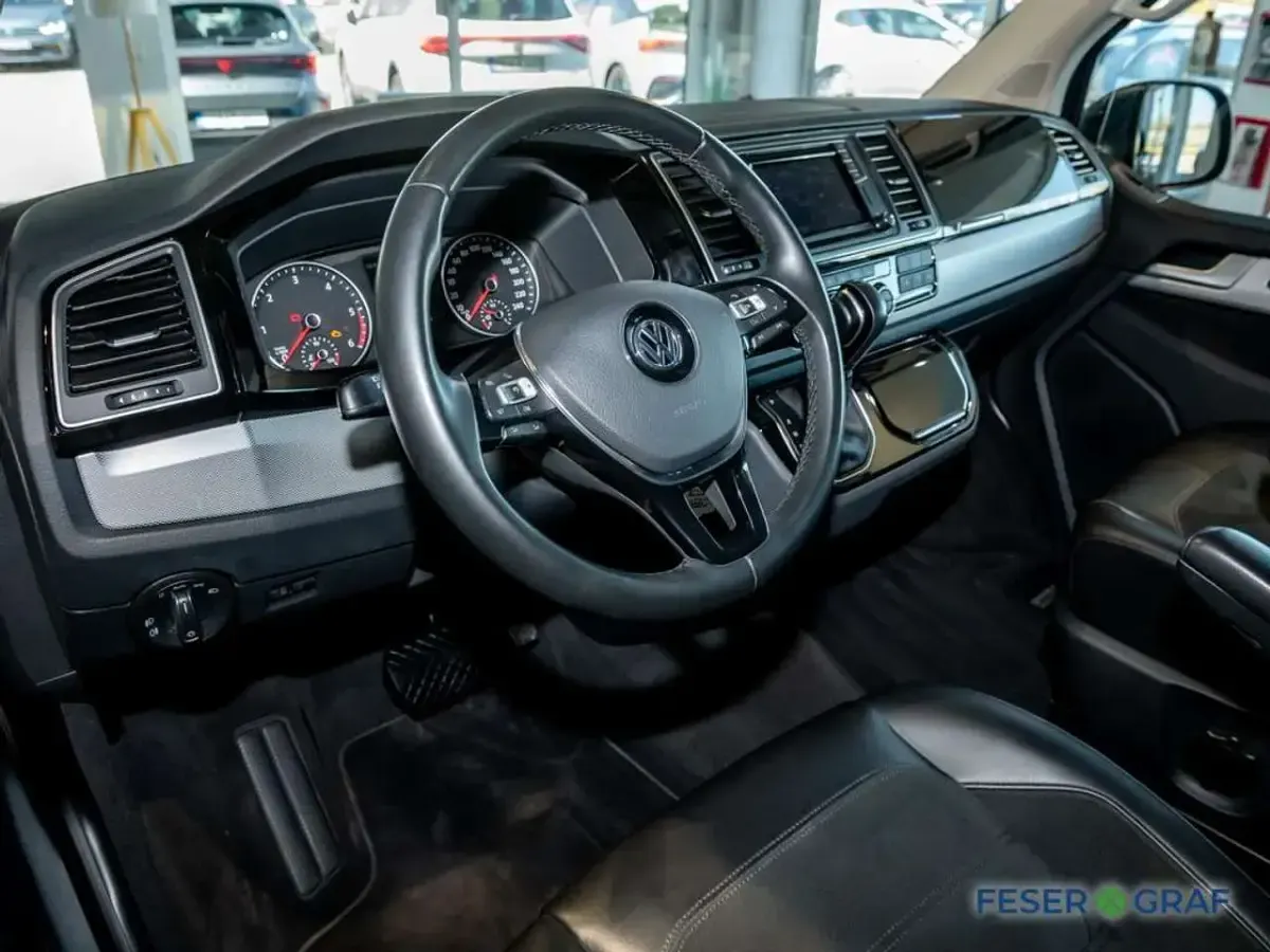 Używany VW T6 Highline 199 KM (146 kW) 2019 Szary Van