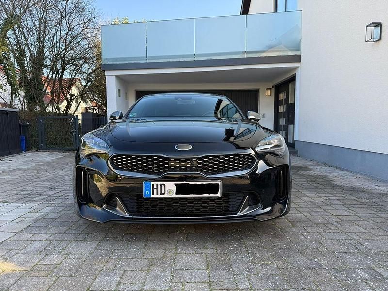 Gebraucht Kia Stinger 366 PS (269 kW) 2019 Schwarz Kleinwagen