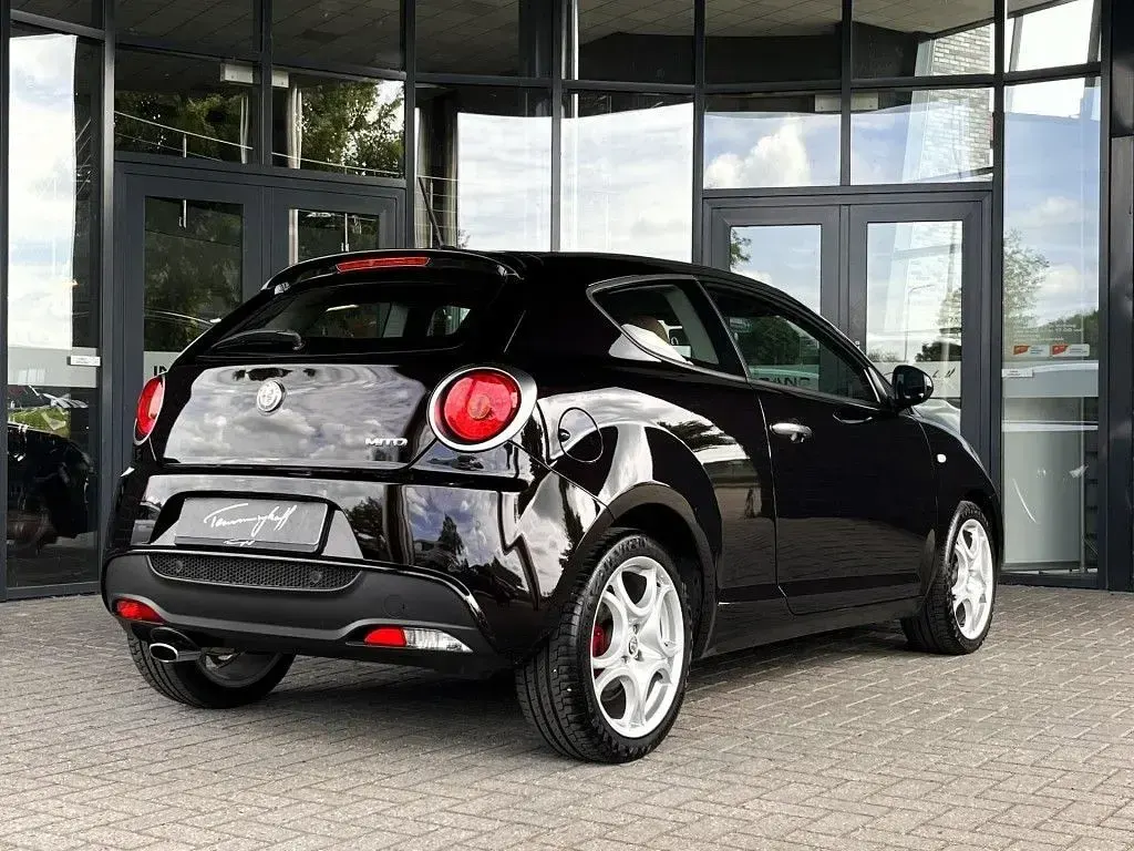 Gebraucht Alfa Romeo MiTo Exclusive 99 PS (72 kW) 2017 Schwarz Kleinwagen