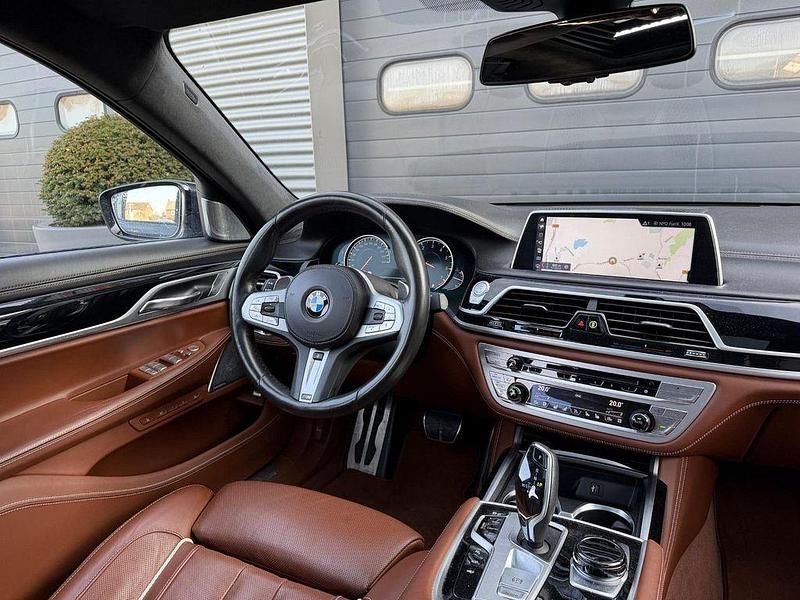 Gebraucht BMW 750 Executive 449 PS (330 kW) 2018 Grau Limousine