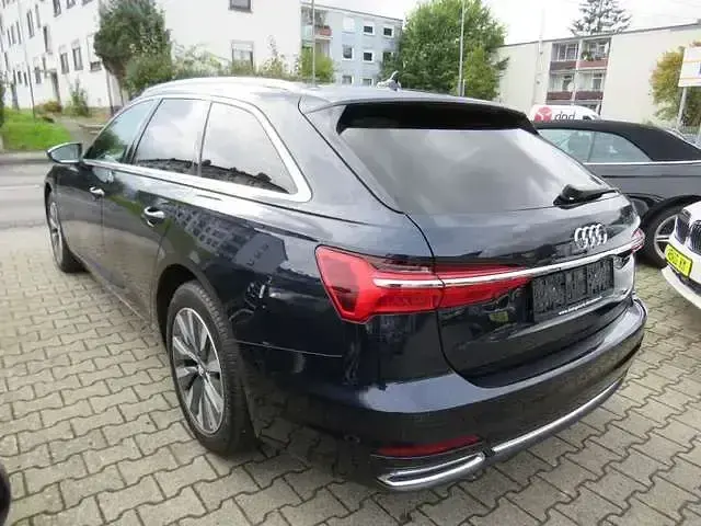 Gebraucht Audi A6 Sport 204 PS (150 kW) 2020 Firmamentblau metallic Kombi